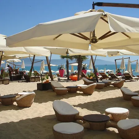 48 Sunny Beach